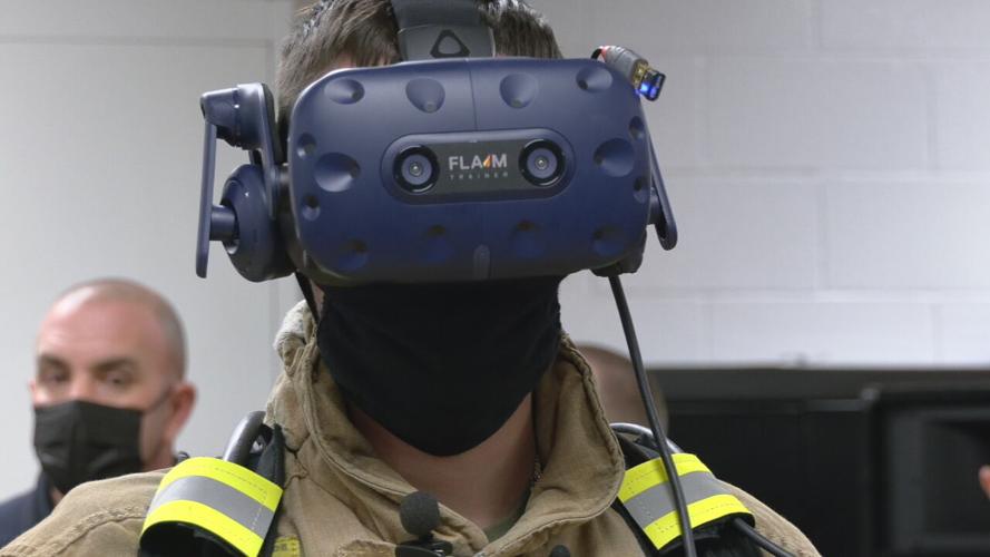FERN CREEK HS FIREFIGHTER TRAINING VIRTUAL REALITY 12-8-2021 (1).jpeg