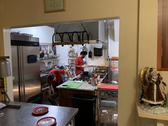 CHRISTMAS CAFE ON FRANKFORT AVENUE - KK - 8-26-2020  (3).JPG