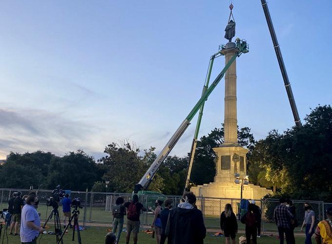 SOUTH CAROLINA - CALHOUN STATUE REMOVAL - AP 6-24-2020 1.jpeg
