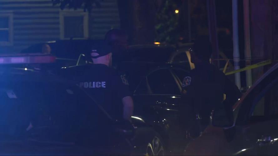 LMPD at homicide on Earl Avenue