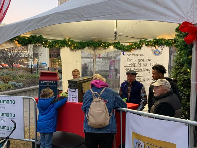 Light Up Louisville 2022 (3).jpg