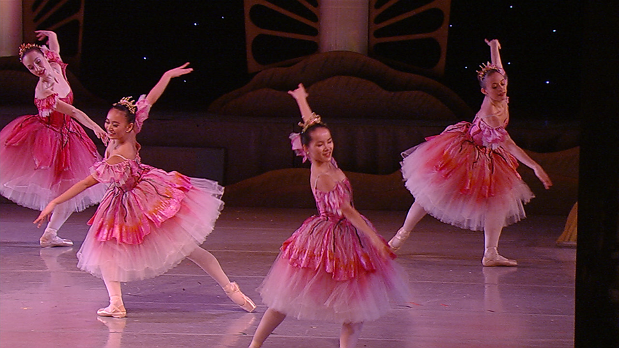 NUTCRACKER BROADCAST - 12-25-19 (36).png