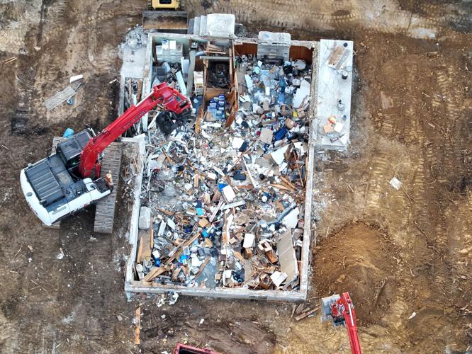 6213 APPLEGATE LANE DEMOLITION - 10-24-2023 COURTESY METRO EMERGENCY SERVICES  (1).JPG