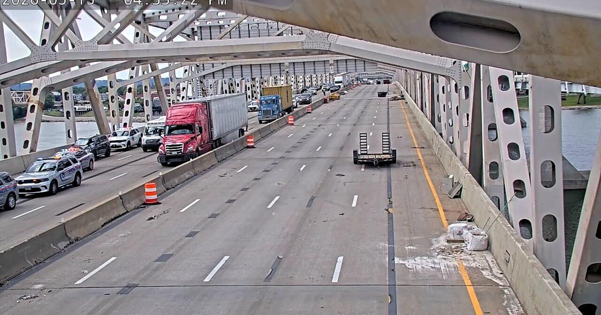 Read moreRobbery suspect arrested after Clark County police chase ends on Kennedy Bridge in Louisville