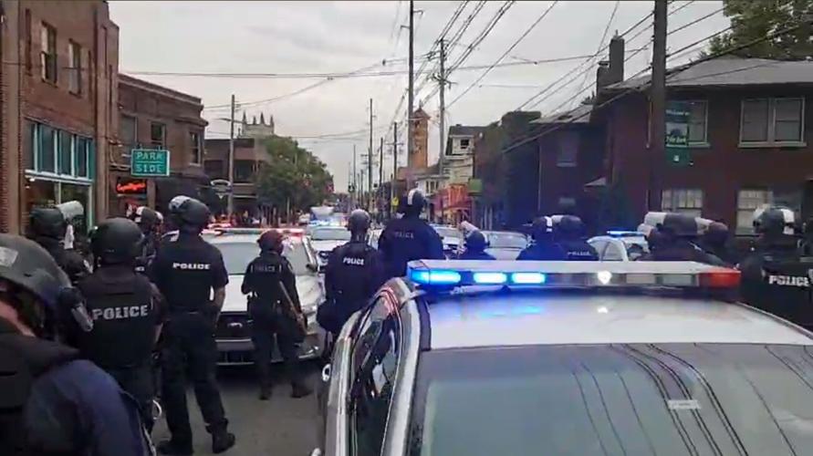 PROTESTERS CLASH WITH LMPD ON BARDSTOWN ROAD - 9-23-2020 9.jpg