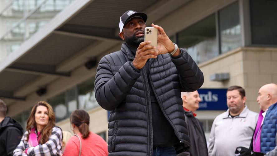 DENNY CRUM BANNER DEDICATION-20.jpg