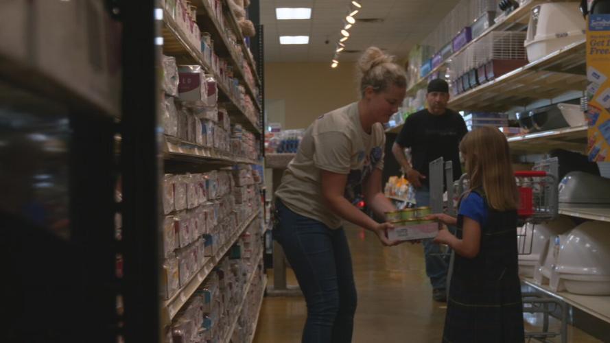 Arianna Stephens shops for KHS donation (1).jpeg