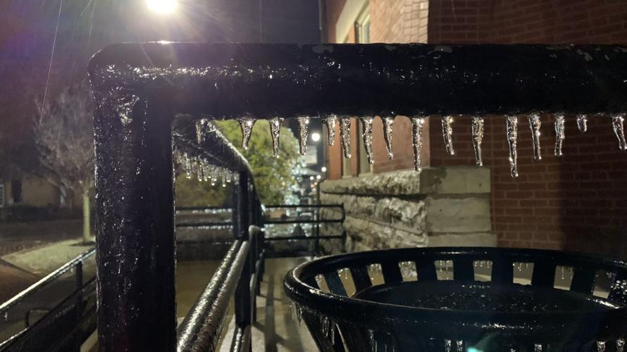 Freezing rain-Bardstown-KY-2-10-21 (4).jpg