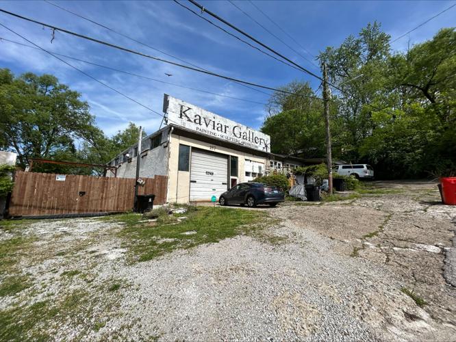 Craig Kaviar sculptor