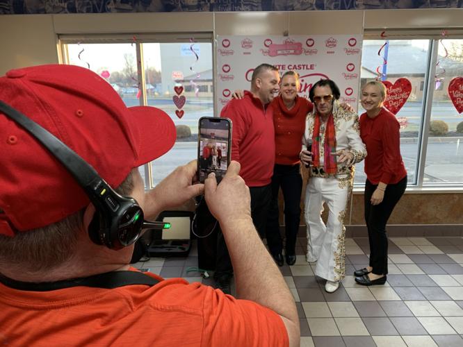 WHITE CASTLE VALENTINES DAY - KK - 2-14-2023 (7).JPG