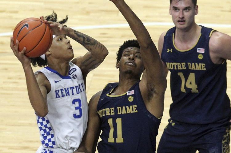 Kentucky's B.J. Boston (3) shoots