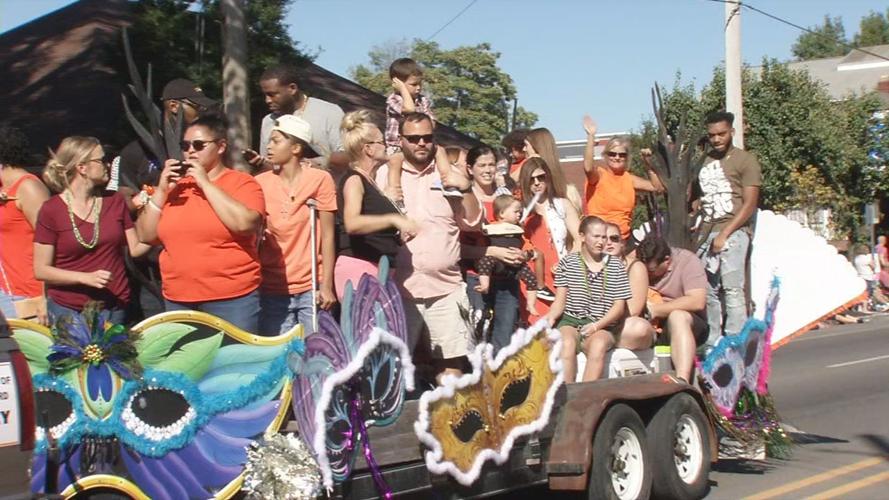 harvest homecomming parade 10-5-19 (1).jpg