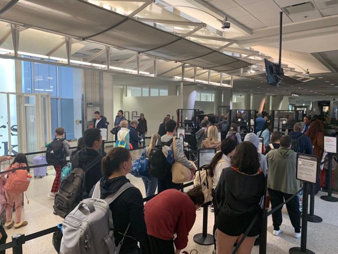 Thanksgiving Week Travel at SDF
