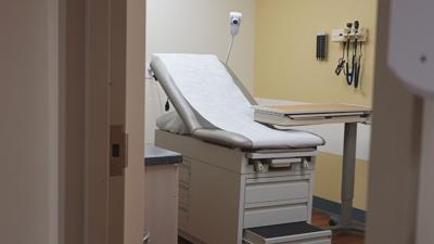 Hospital room (generic).jpeg