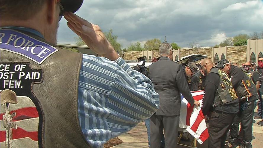 Veteran escorted hundreds of miles to be buried next to mother in Louisville