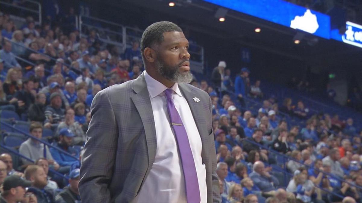 Former Evansville Head Basketball Coach Walter Mccarty Wdrb Com