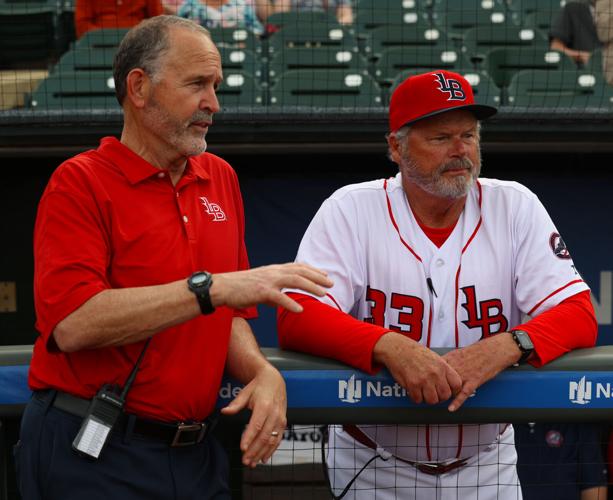 Greg Galiette and Pat Kelly speak.JPG