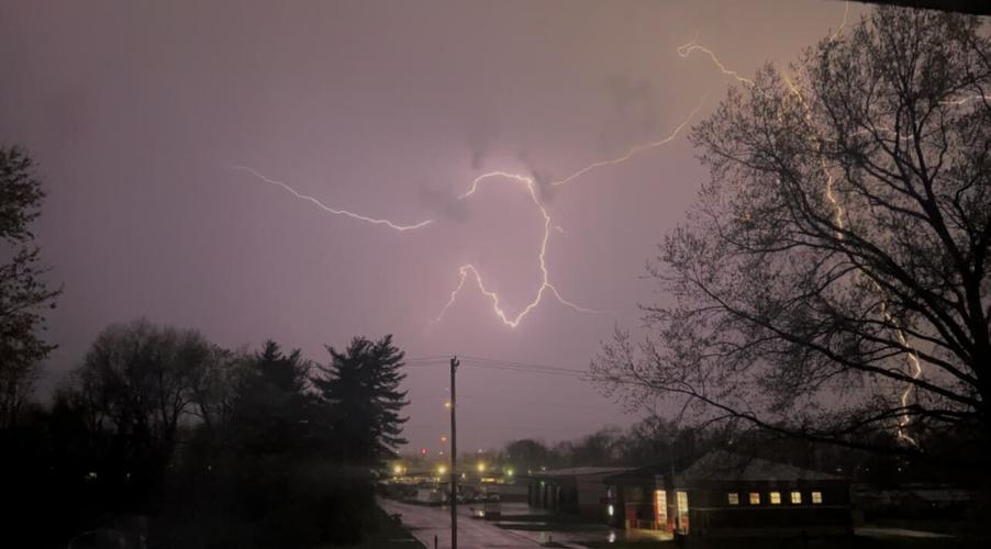 Storm photos 4.3.25 - Danya Abell lightning in Jeffersonville