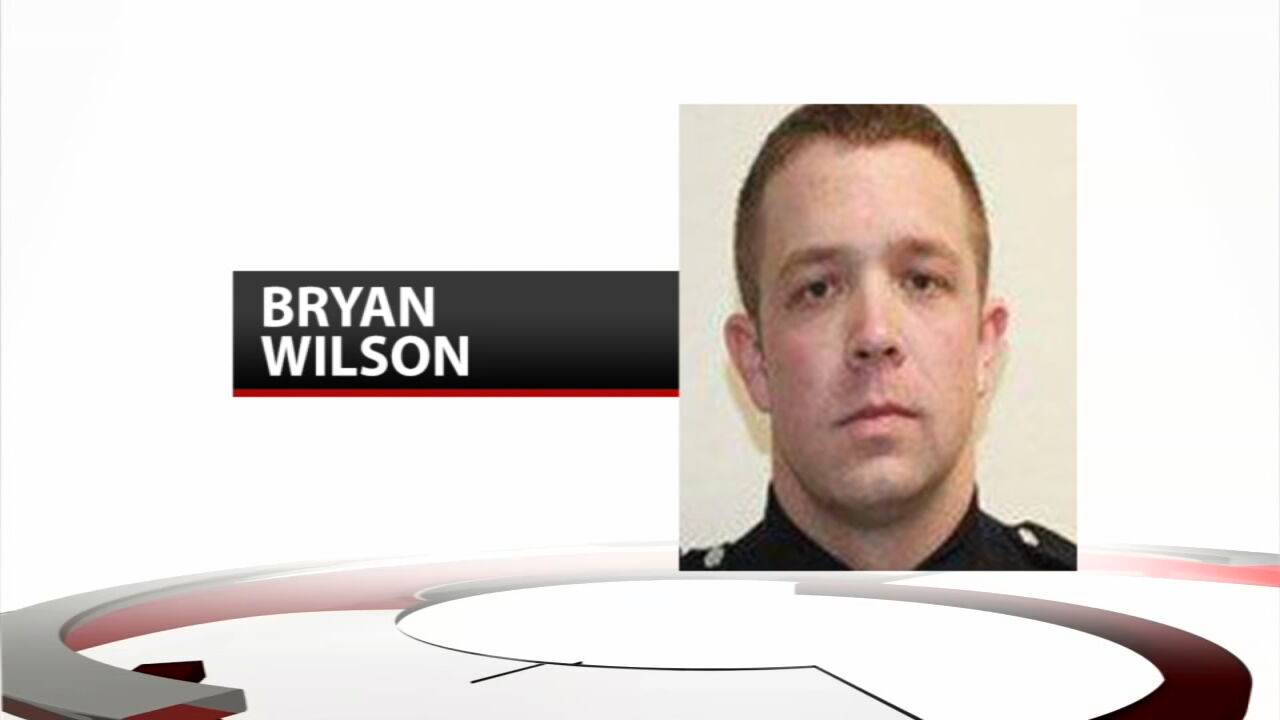 2 Former LMPD Officers Sentenced To Prison After Pleading Guilty To ...