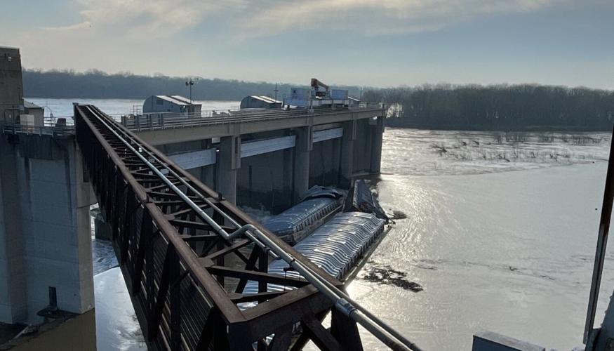 March 28, 2023 barge incident on the Ohio River in Louisville