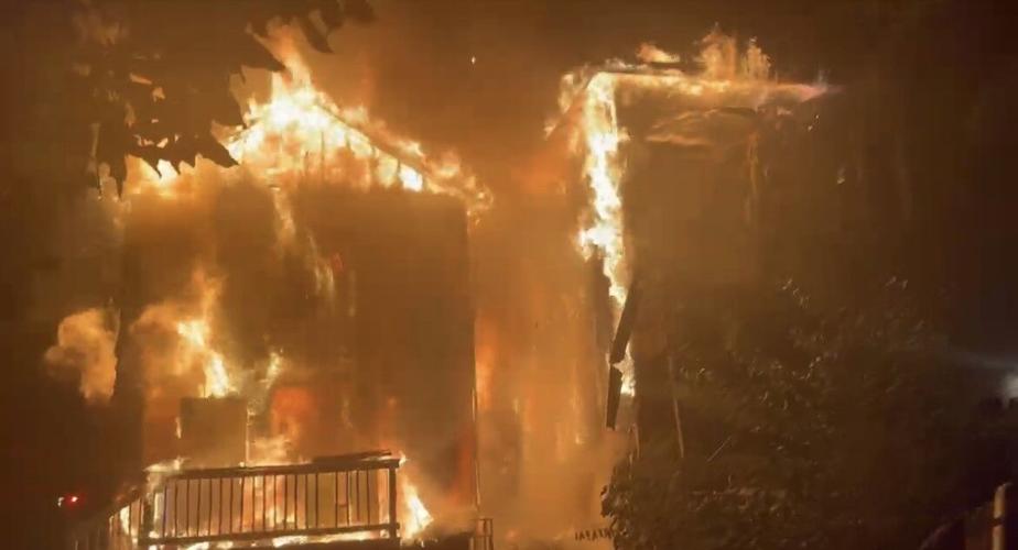 Fire on Dixie Highway near Wheatley Elementary