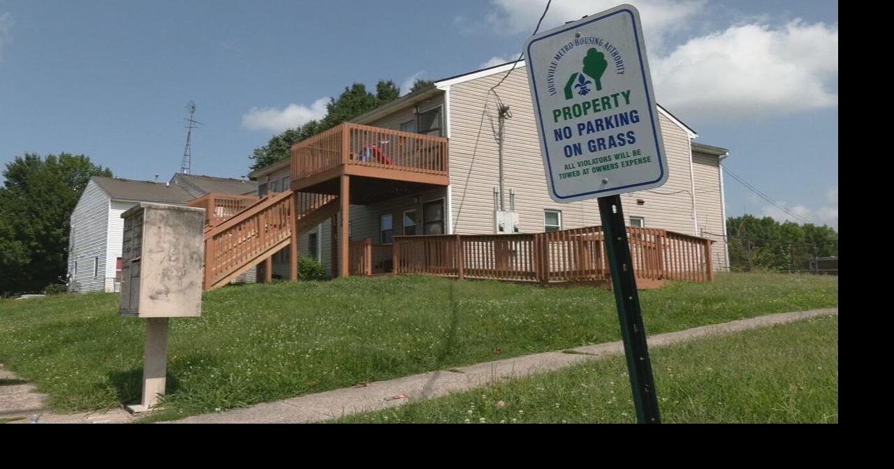 Broken air conditioning created dangerous heat inside Louisville public housing apartments And families at the complex say the heat is just the latest challenge in years of dealing with mold, rodents and repeated maintenance problems.