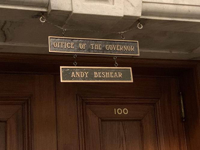 INAGURATION - BESHEAR - GOVERNOR'S OFFICE 12-10-19 1.jpg