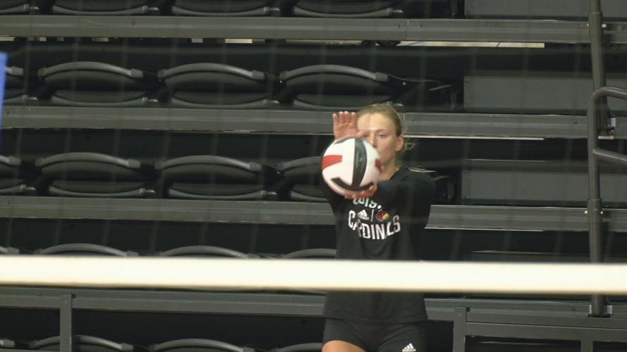 U of L volleyball practices ahead of 2022 season.jpeg