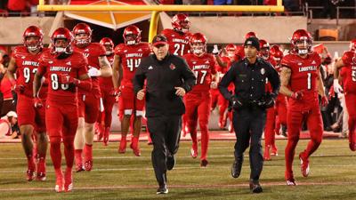 CRAWFORD | Louisville football looks to bowl vs. Air Force to 'finish on a high note' | Sports CRAWFORD | Louisville football looks to bowl vs. Air Force to 'finish on a high note' | Sports