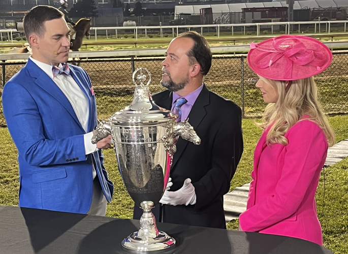 Kentucky Oaks Trophy 2023