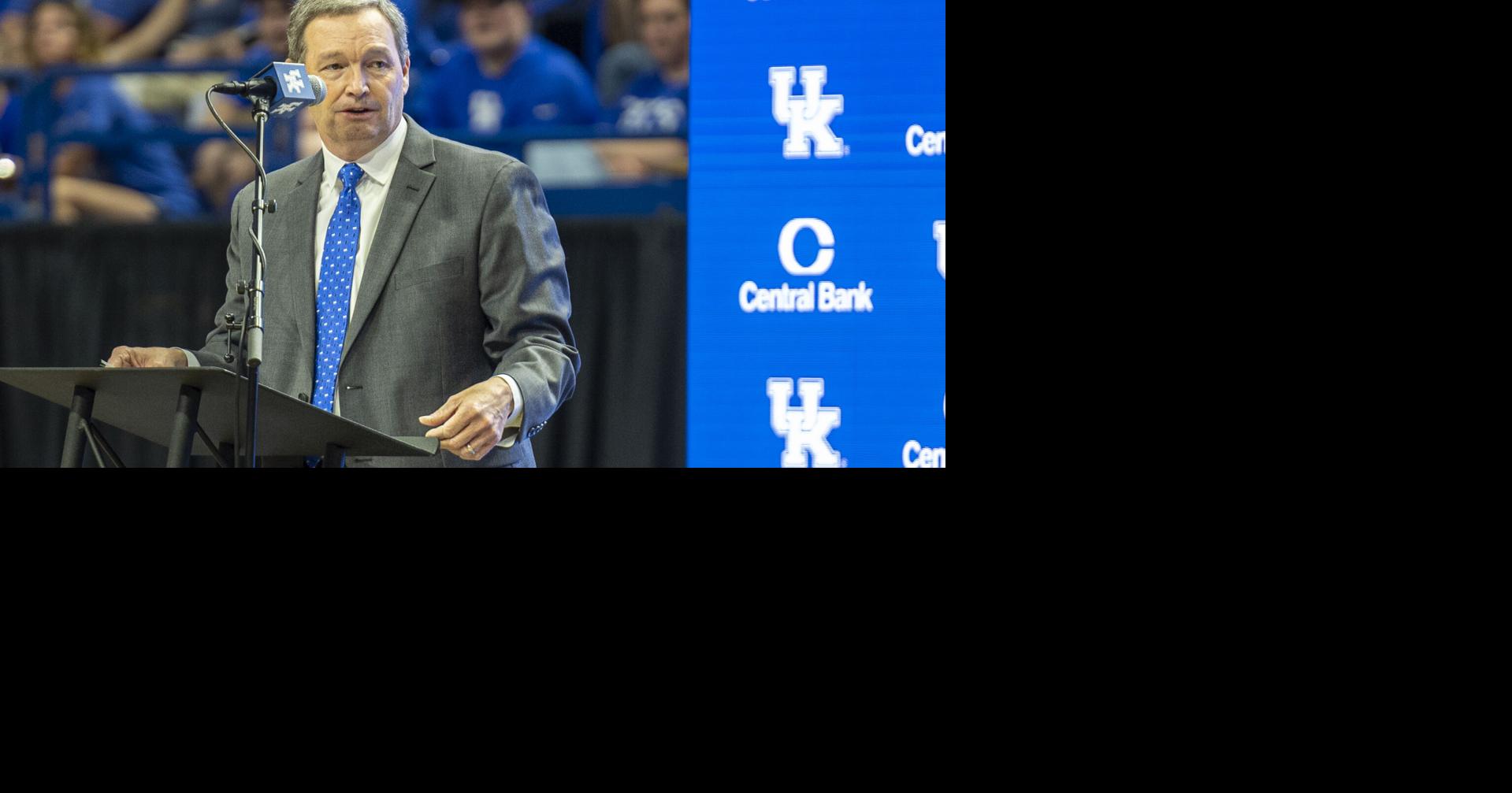 Kentucky contract details Barnhart’s $950K Executive in Residence role through 2030