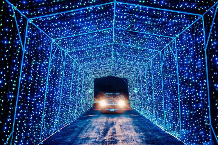 Light Tunnel.jpg