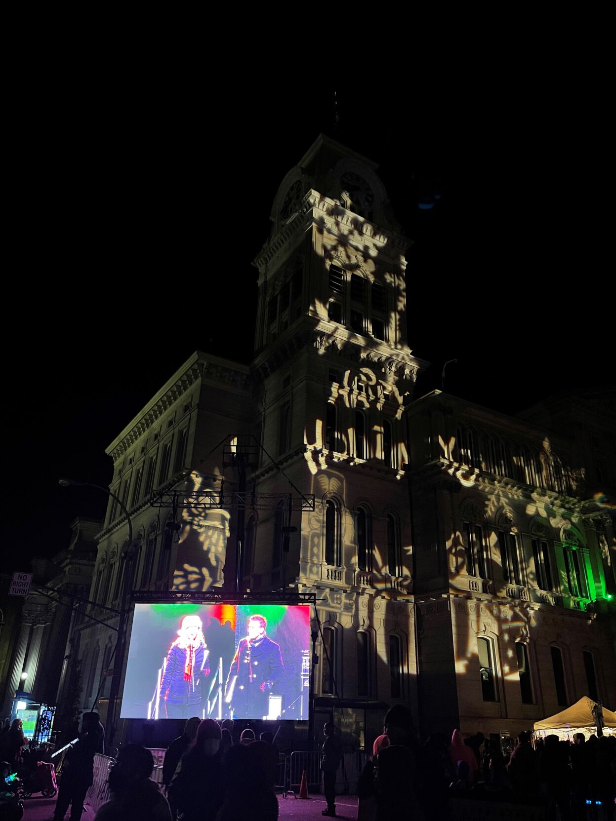 Light Up Louisville 2021