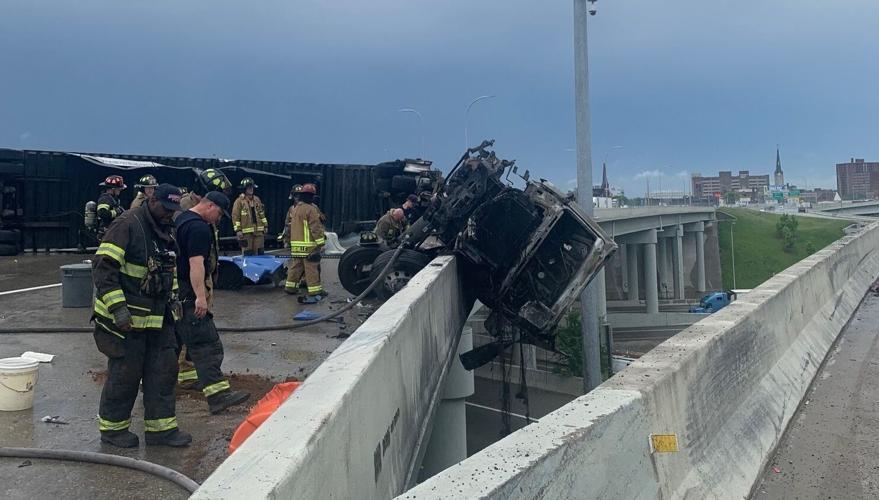 Scene of fatal semi truck crash in southbound lanes of I-65, near Kennedy Bridge