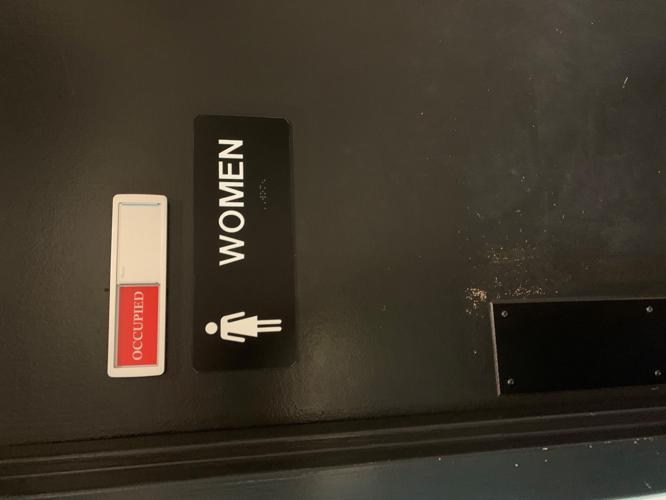 WDRB - BATHROOM SIGNS 2.jpg