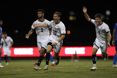 No. 7 Louisville men's soccer moves to 4-0 with 4-2 win over No