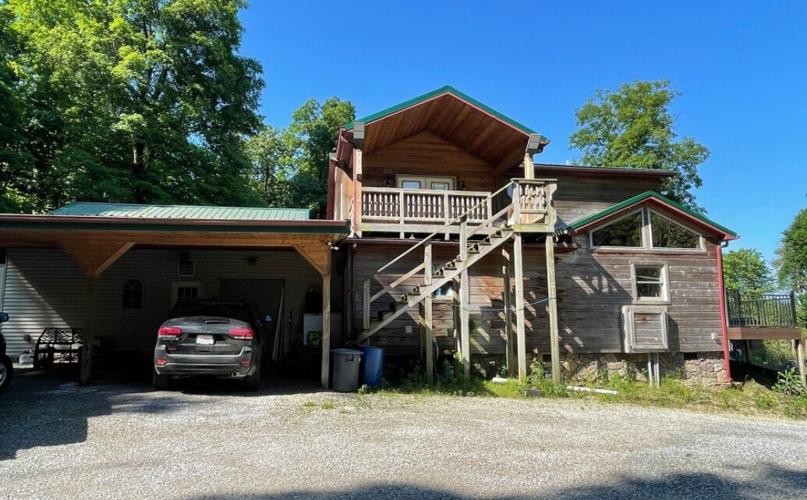 WILDLIFE IN NEED PROPERTY AUCTION - COURTESY HEIL'S AUCTION 2.jpg