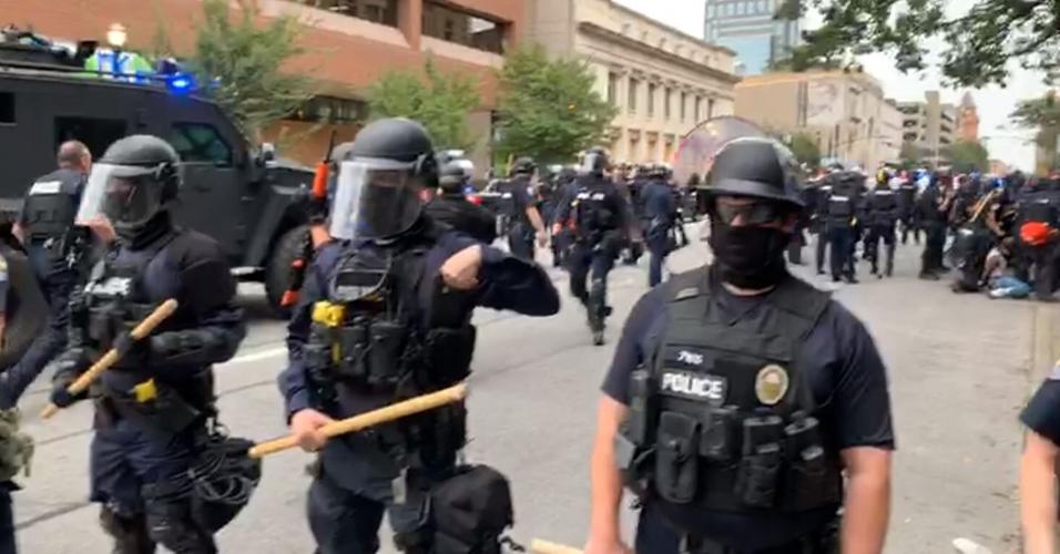 DOWNTOWN LOUISVILLE-PROTESTERS-ARRESTS-LMPD SRT-9-23-20-10.JPG