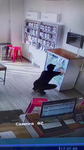 Cell phone repair theft