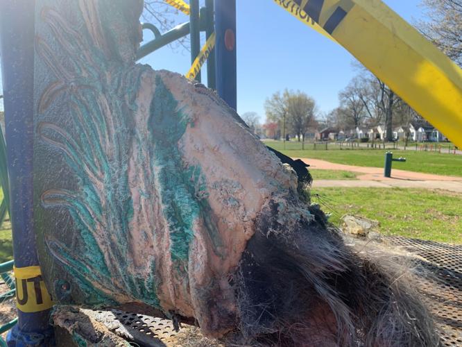 Wyandotte Park vandalism 1.jpg