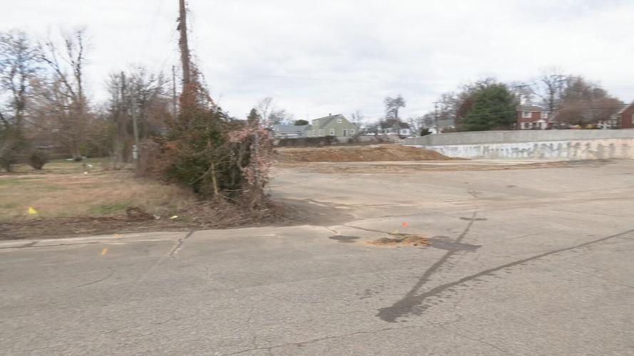 Wide Shot of vacant lot in Elizabethtown sold to Kruger Packaging