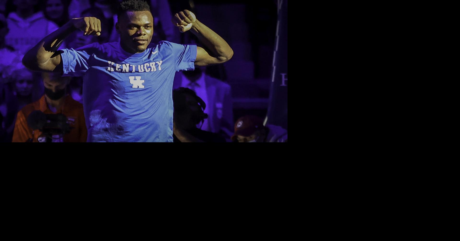 Kentucky basketball star Oscar Tshiebwe to return for senior season