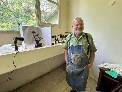 Craig Kaviar sculptor