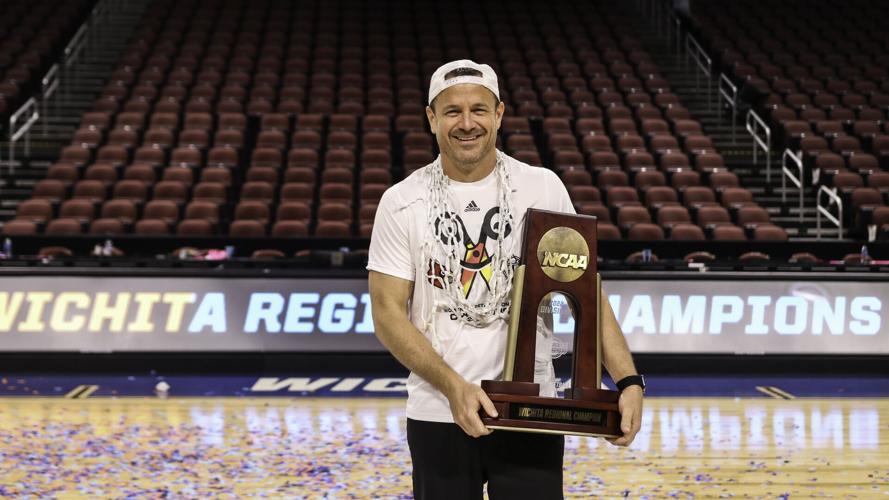 Jeff Walz with Final Four trophy