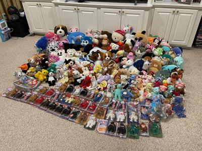 Teddy bears donated to LMPD.jpg