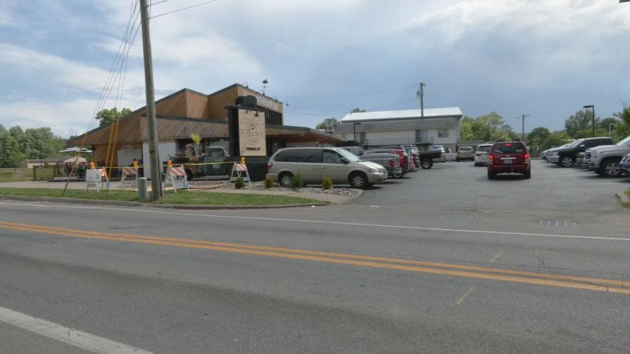 SHACKINTHEBACK BBQ OPENS