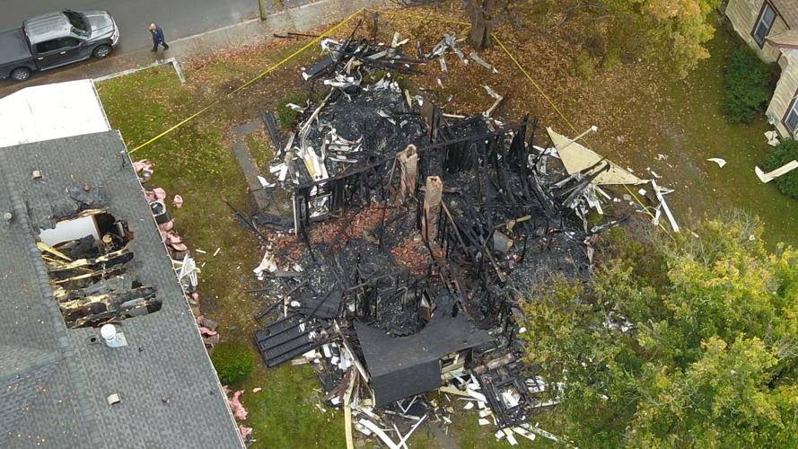 SELLERSBURG - HOUSE DESTROYED - DRONE 10-21-2020  (1).JPG