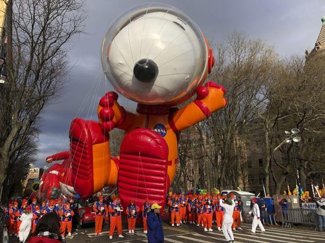 Snoopy balloon, Macy's parade