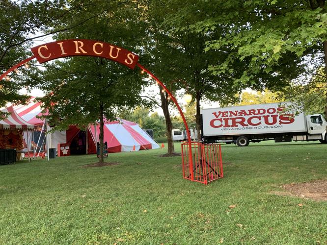 Venardos Circus Sign