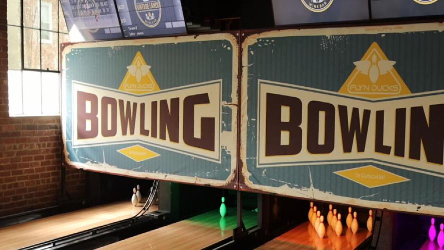 Vintage Lanes Bowling opens in Madison, Indiana